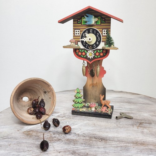Cuckoo clock vtg black forest - cuckoo,
