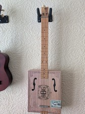 Blues Box Guitar