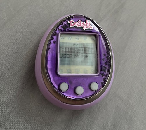Tamagotchi friends bandai - tamagotchi,