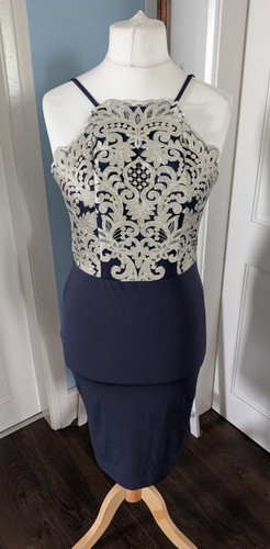 Chi navy - chi, lace