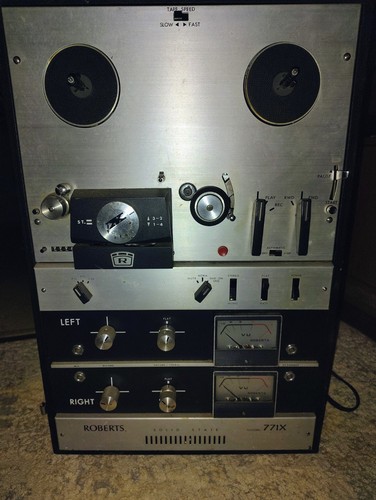 Vintage roberts recorder model - recorder,