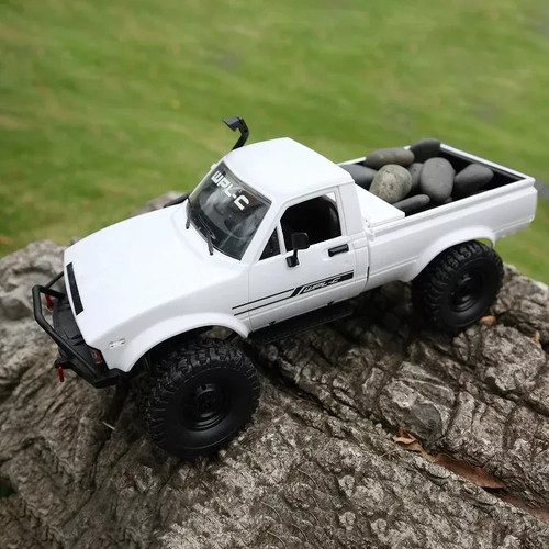 Wpl scale rc crawler - 1/16,