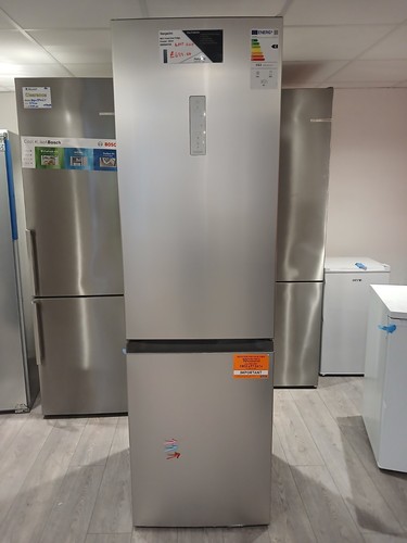 Hotpoint frost fridge - frost,
