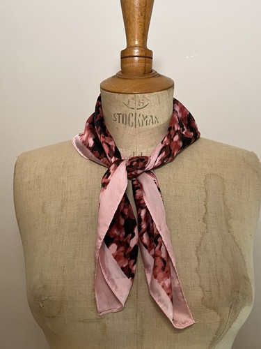 Silk scarf black and pink - black,