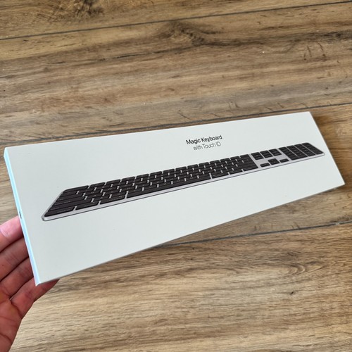 Apple magic keyboard with - ,