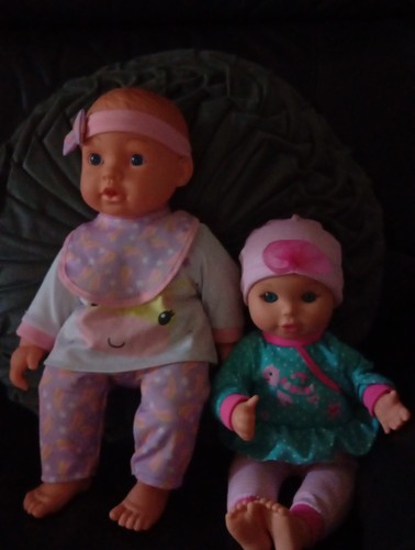 Baby dolls one - cries, snores