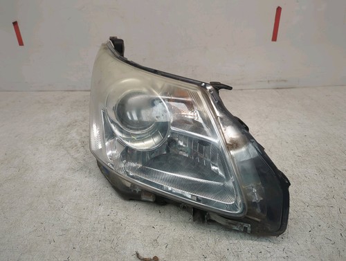 Toyota avensis headlight - toyota,