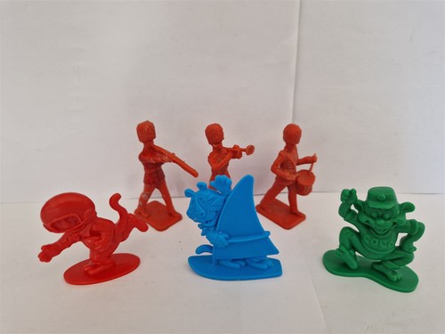 Kelloggs cereal plastic - cereal,