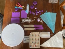 139pcs Cake Decorating Kit