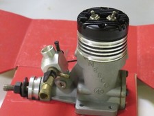 VINTAGE MERCO 49 R/C AIRPLANE ENGINE "NEW" BLACK STREAK SERIES 