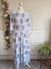 GORGEOUS VINTAGE LAURA ASHLEY