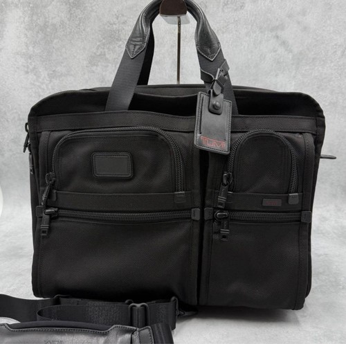 Excellent condition tumi - condition,