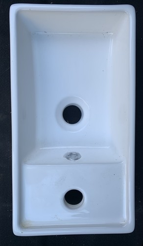 Basin with one tap hole - one,