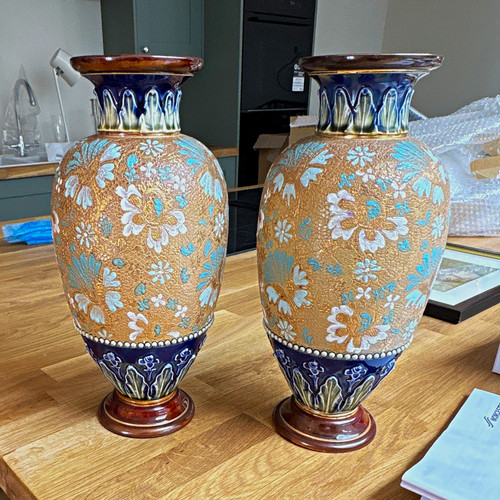 Royal doulton lambeth vase - lambeth,