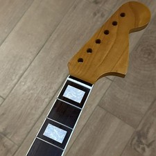 24" Scale 22 Fret Roasted Maple Guitar Neck Rosewood for Jaguar/Mustang