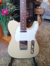 Telecaster Squire Standard