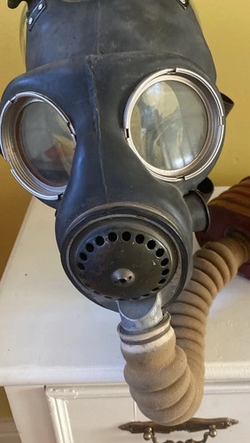 British mask respirator with - respirator,