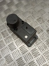 Volkswagen PASSAT B3 1990 Central locking vacuum pump 357962257 NMZ37736