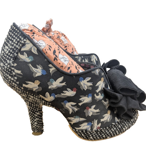Irregular choice hook line - hook, line&