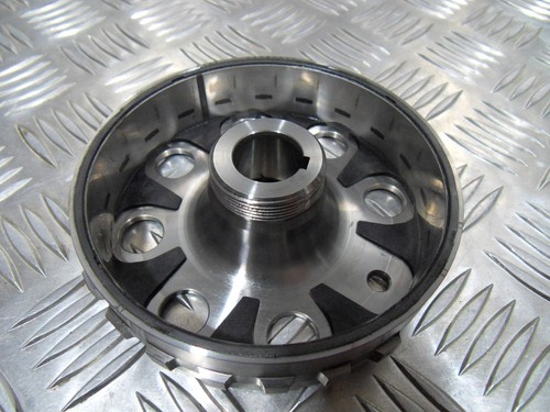 Genuine yamaha yzf r1m - yamaha,