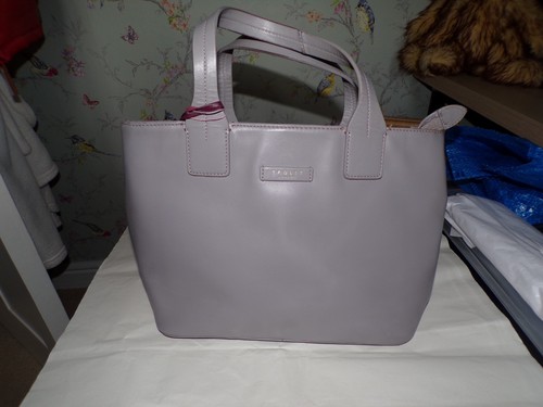 Radley light grey leather hand - light,
