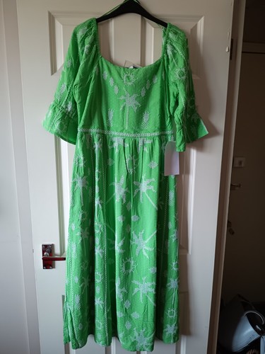 Never fully dressed - , long