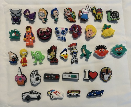 Lot mixed pvc shoe charm - 34,