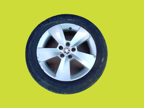 Skoda scala 2023 alloy wheel - skoda,