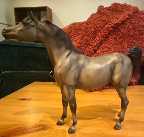 Grey arabian breyer horse - arabian,