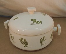 HERB GARDEN OVEN TO TABLE COOKWARE, 9" COVERED CASSEROLE