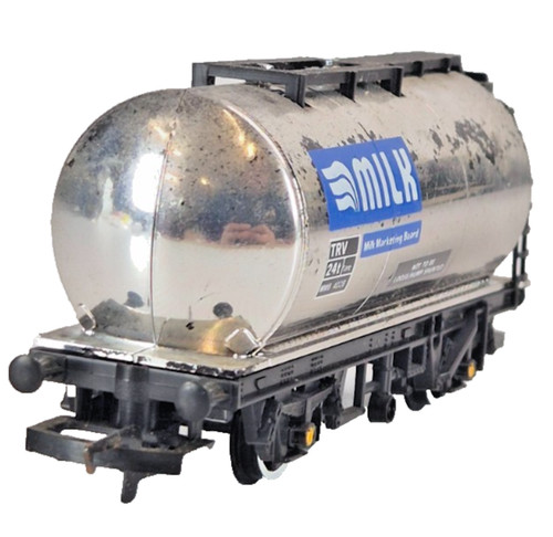 Hornby r133 gauge milk - r133,
