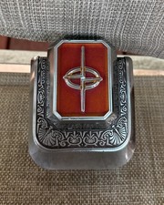 DATSUN 1971-75 CEDRIC (230) 260C GENUINE GRILL BADGE & MOUNTING BRACKET!! EC!!