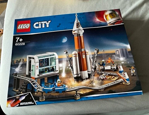 Lego city deep - city, rocket