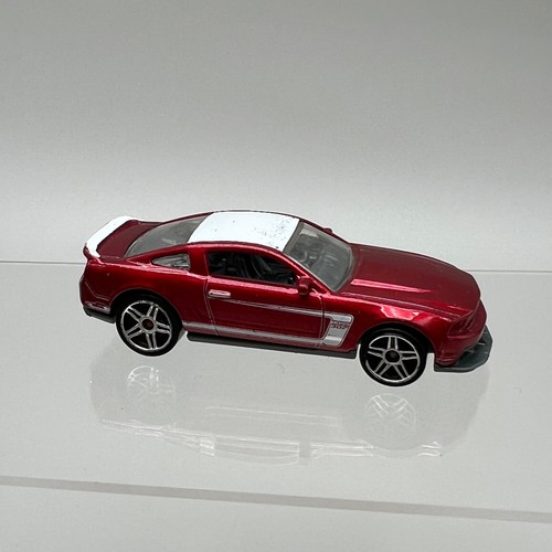 Hot wheels ford mustang boss - hot,