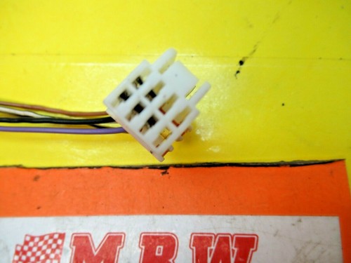 Wire plug blend door - blend,