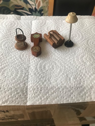 Vintage dolls house - house, wall