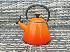 LE CREUSET VOLCANIC ENAMEL WHISTLING STOVE TOP 1.6 L KONE KETTLE TEAPOT KITCHEN