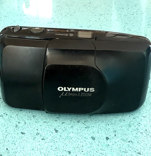 Olympus mju zoom 105 point - 105, and