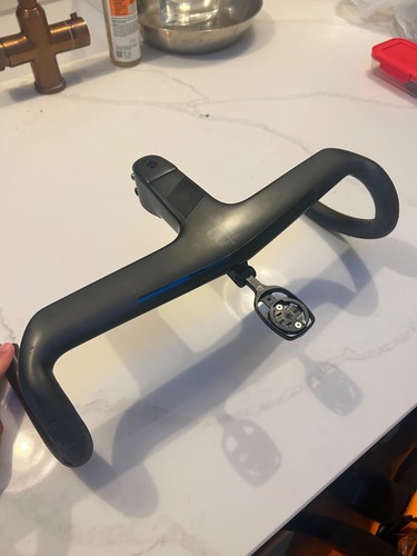 Black inc integrated aero - black,