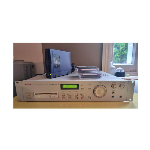 Akai s2000 digital sampler - digital,