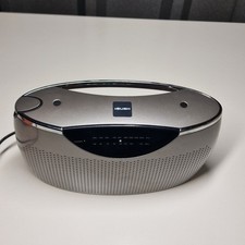 BUSH RADIO RA02 MW/FM RADIO