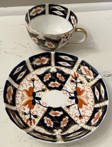 Royal crown derby tea - royal, cup