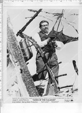 jo-1139 1965 orig photo Theodore Bikel - film Sands of the Kalahari jo-1139