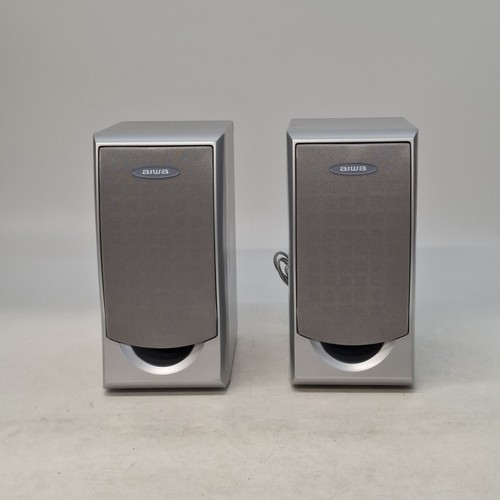 Aiwa bookshelf speakers - speakers, pair