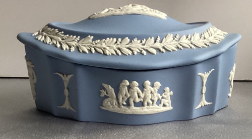 Blue jasperware wedgwood - jasperware,