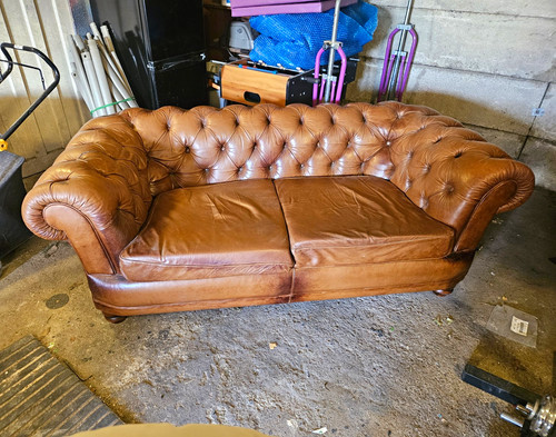 Brown leather chesterfield - brown,