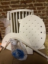 Stokke Sleepi Cot Bed V2 + canopy arm - White ( no mattress or bedding included)