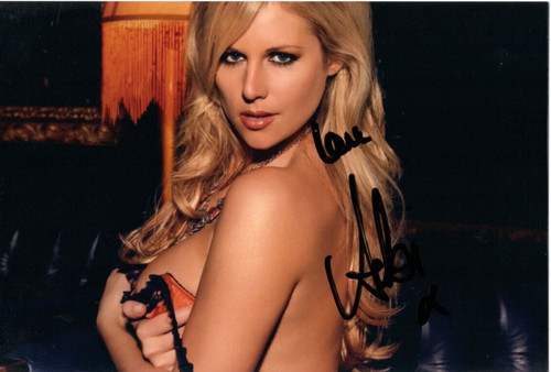Model poker abi titmuss - abi,