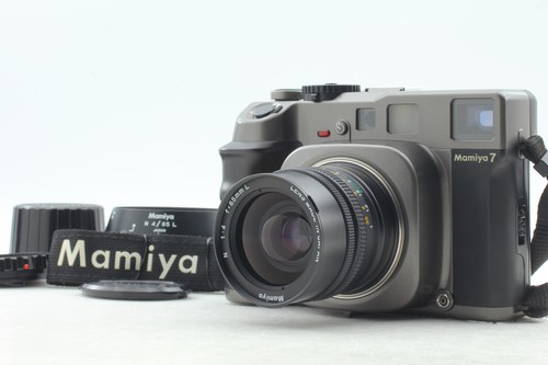 Near mint hood mamiya - [near, w/hood]