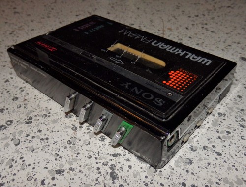 Vintage sony fm - sony, am/fm